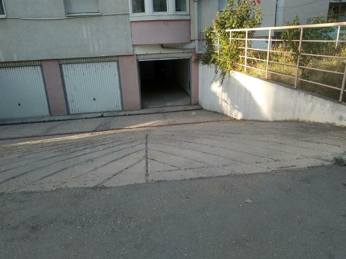Tea Apartment Κουμάνοβο Εξωτερικό φωτογραφία